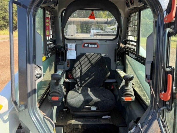 bobcat-t86-image-16