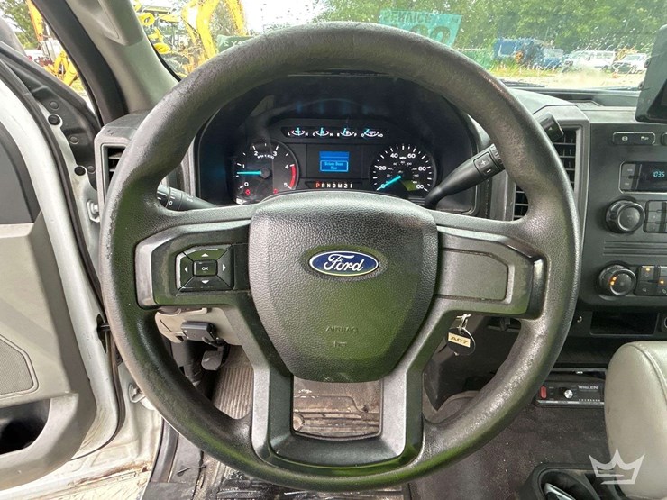 2018-ford-f350-image-22