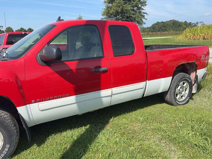 2008-chevrolet-silverado-1500-image-10