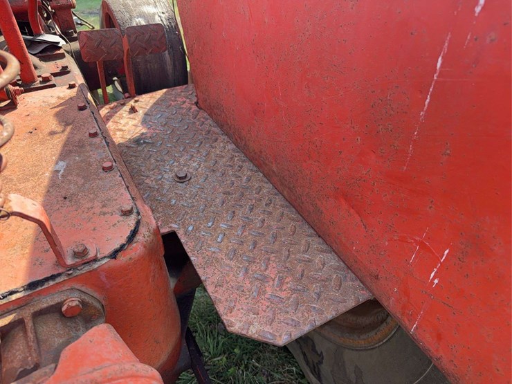 massey-ferguson-44-image-35