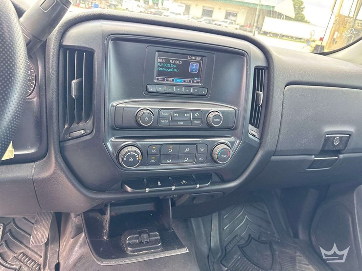 2017-chevrolet-silverado-1500-image-14