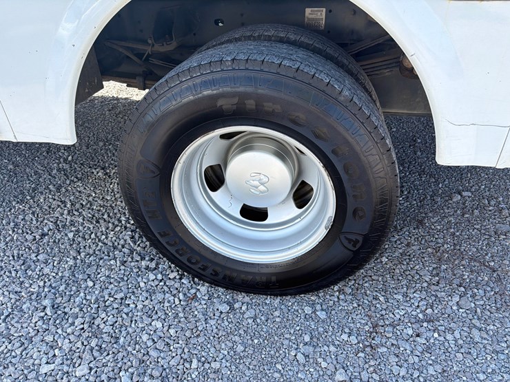 2016-dodge-3500-image-7