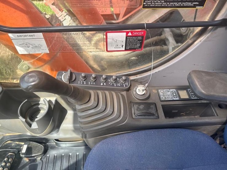 hitachi-450lc-hydraulic-excavator-sn:11820-image-25