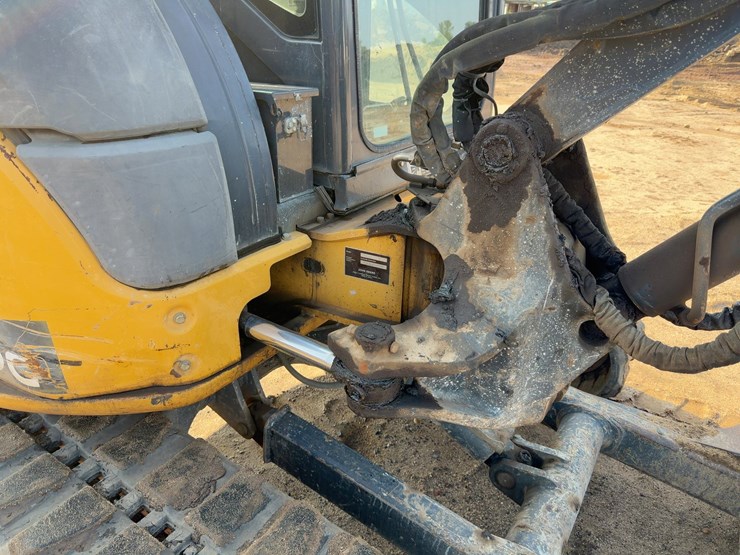2016-deere-50g-image-18