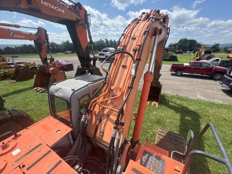hitachi-450lc-hydraulic-excavator-sn:11820-image-13