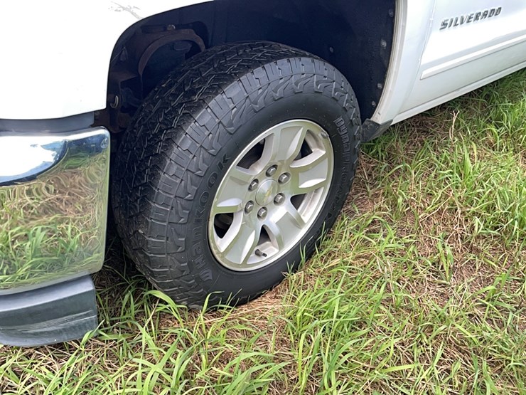 2019-chevy-silverado-pickup-truck-vn:172394-4x4-image-9