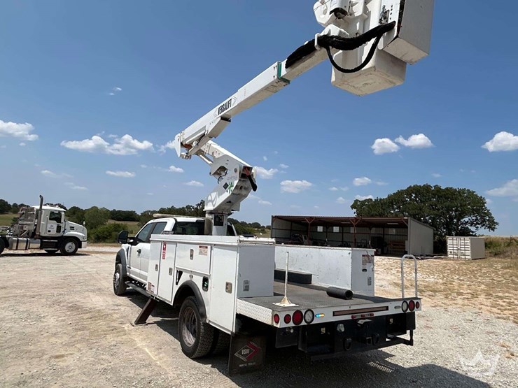 2017-ford-f550-image-2