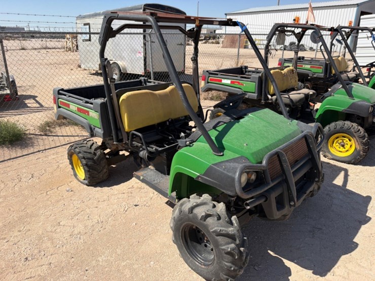 john-deere-gator-image-2