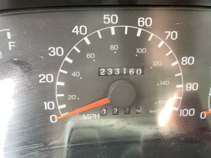 2005-ford-f650-image-18