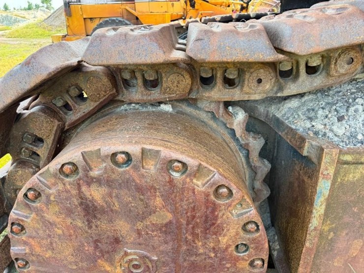 hitachi-ex1800-3-image-26