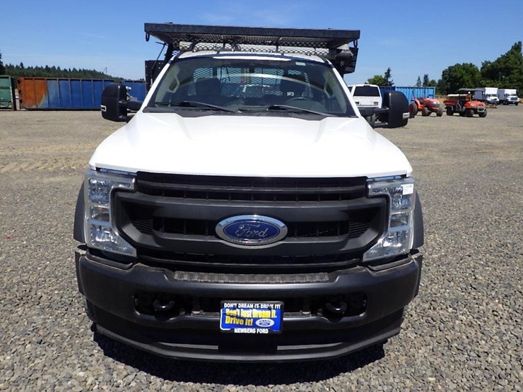 2020-ford-f550-image-8