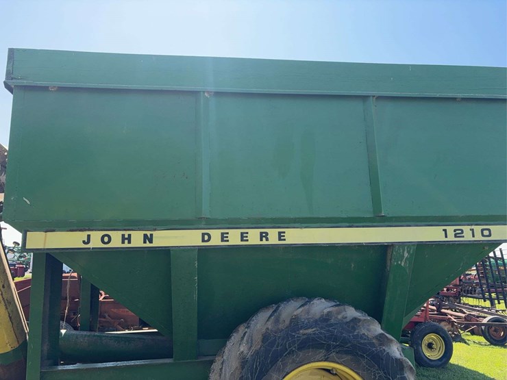 john-deere-1210-image-5
