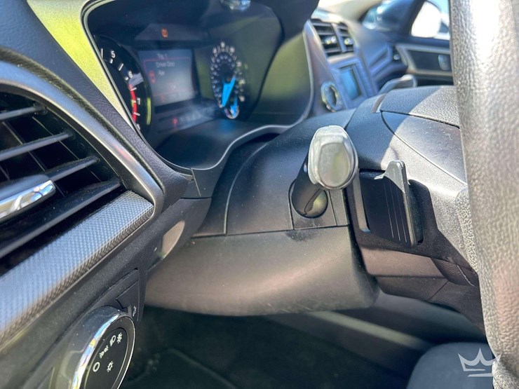 2018-ford-fusion-sedan-image-14