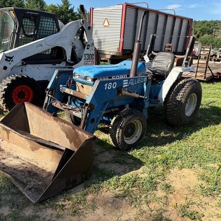 1992 FORD 1320