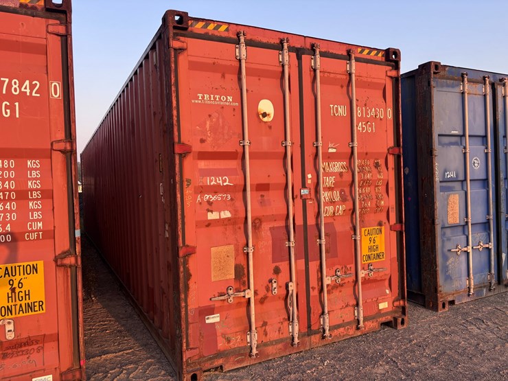 #1242-•-40ft-container-image-1