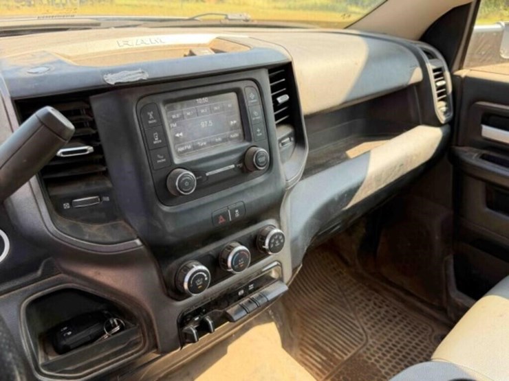 2019-ram-3500-tradesman-image-31