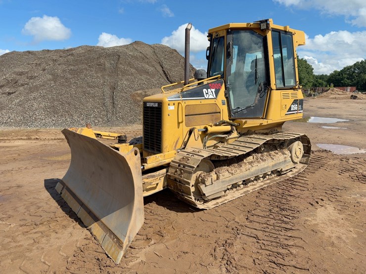 2004-caterpillar-d5g-xl-image-1