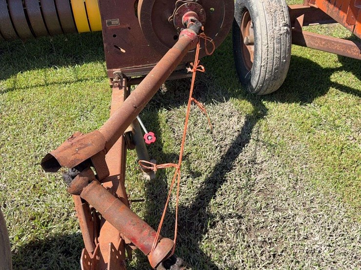 new-holland-68-image-2