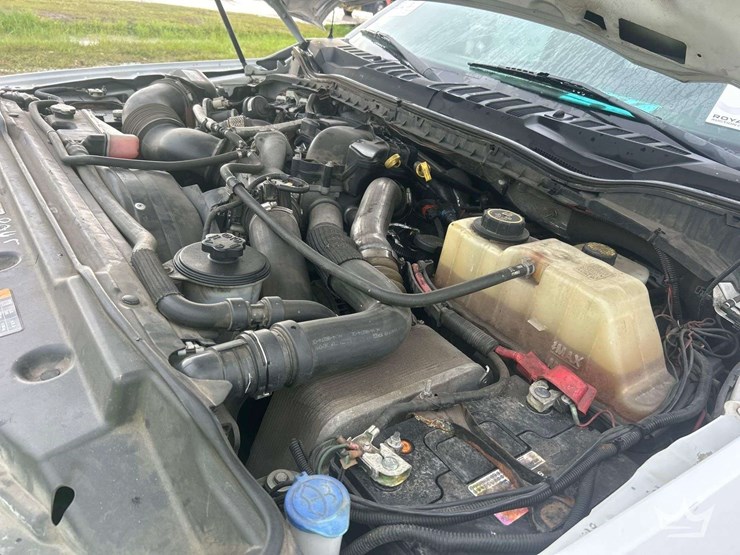 2018-ford-f350-image-8