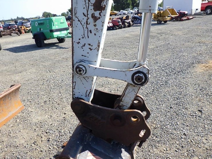 takeuchi-tb290-image-33