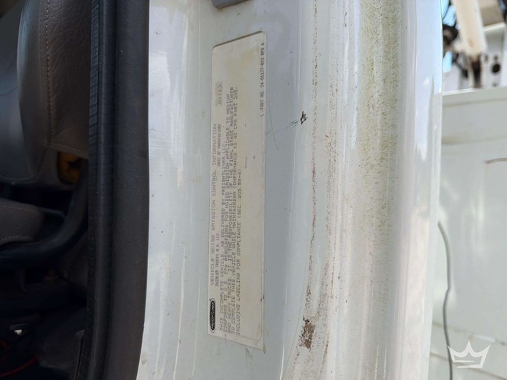 2014-freightliner-m2-106-image-4
