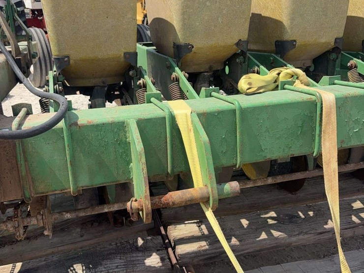 john-deere-7100-image-5