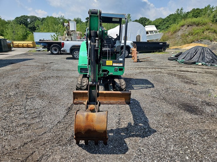 2011-bobcat-325g-image-8