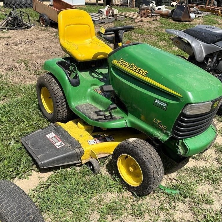JOHN DEERE LT190