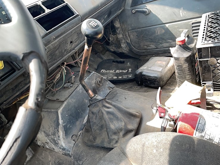 gmc-fuel/lube-truck-vn:1gdm7h1j9lj605874-image-14