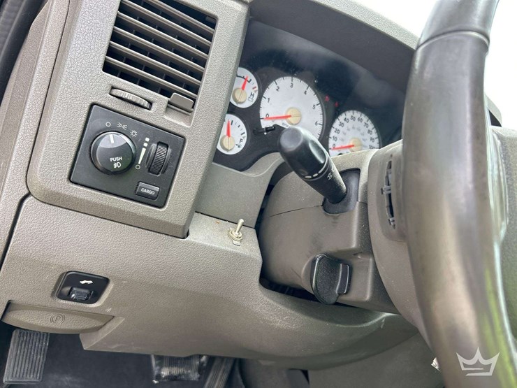 2006-dodge-ram-1500-image-15