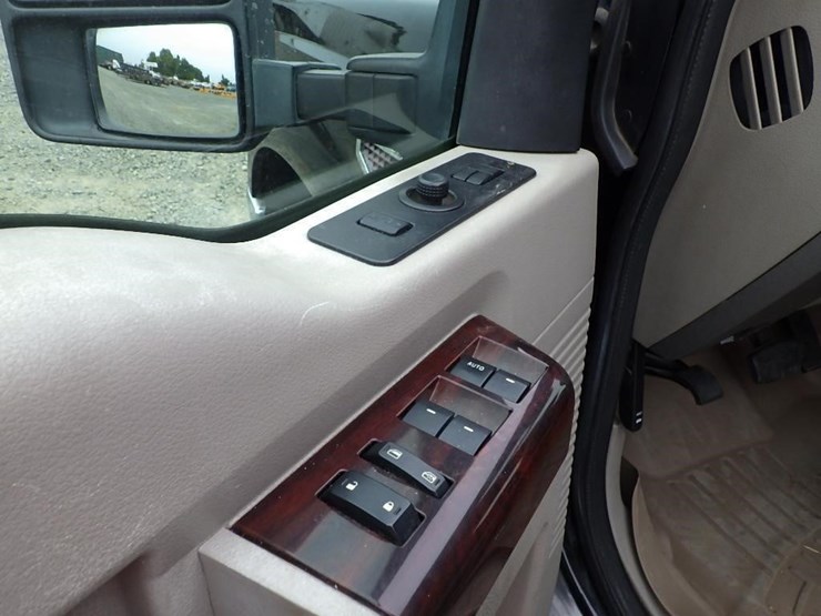 2008-ford-f350-image-27