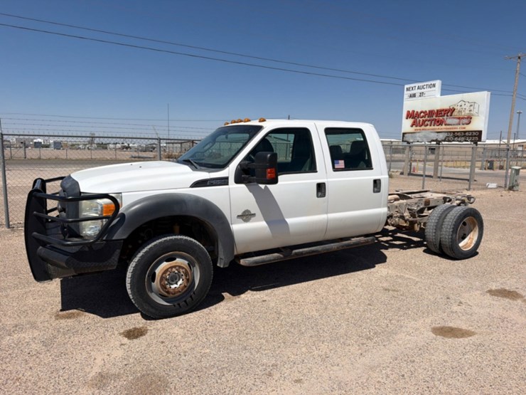 2014-ford-f550-image-1