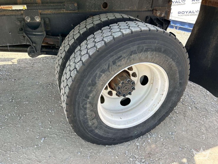 2015-international-durastar-4300-s/a-dump-truck-image-29
