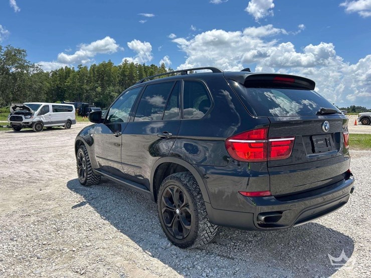 2011-bmw-x5-image-4