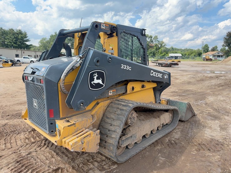 2023-deere-333g-image-5