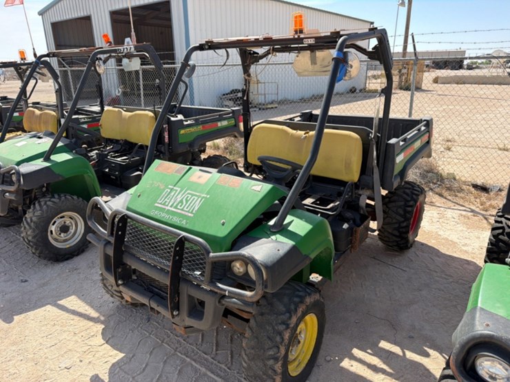 john-deere-gator-image-1