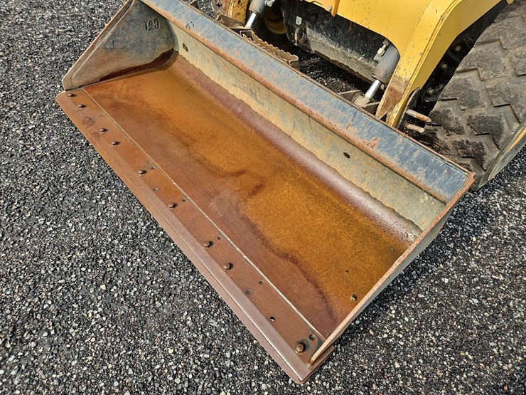 2006-caterpillar-262b-image-9