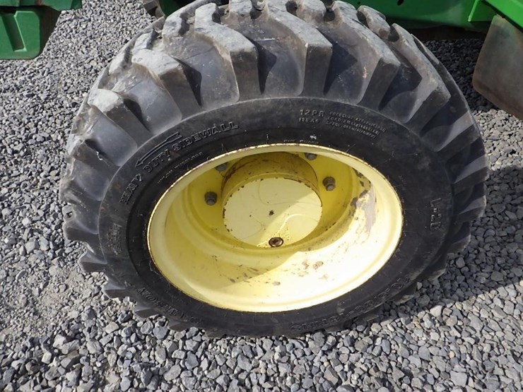 john-deere-6115m-image-11
