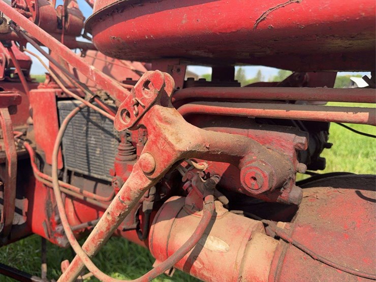 farmall-200-image-27