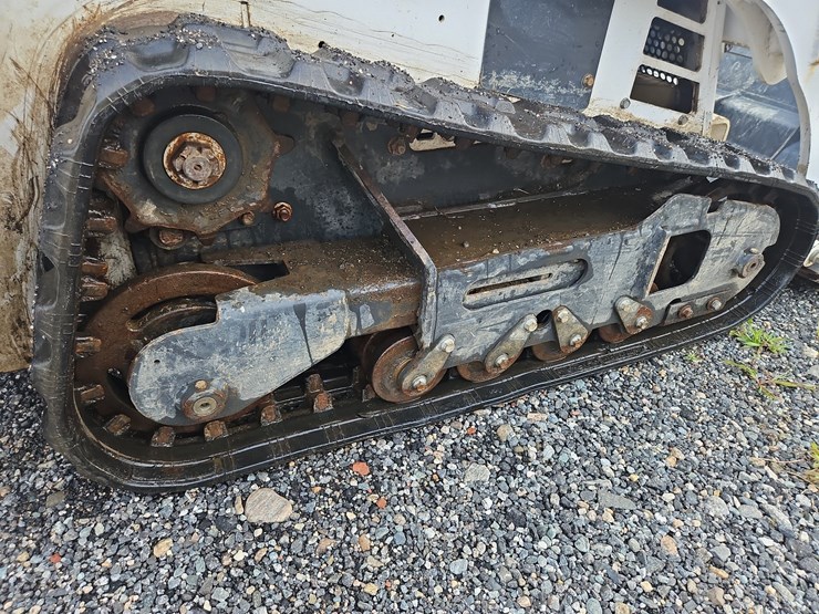 2019-bobcat-mt55-image-13