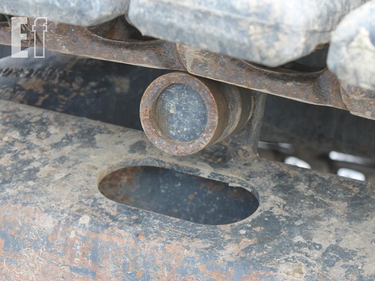komatsu-pc40mr-2-image-15