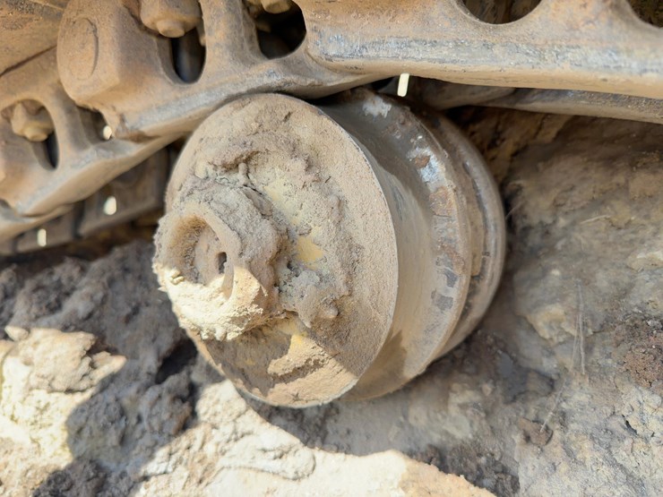2004-caterpillar-d5g-xl-image-24