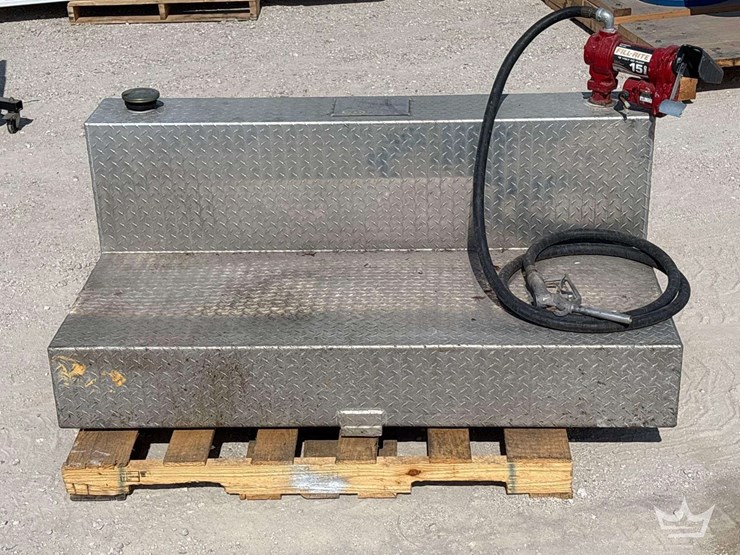 fuel-transfer-tank-w/-fill-rite-15gpm-pump,-hose,-and-nozzle-image-1