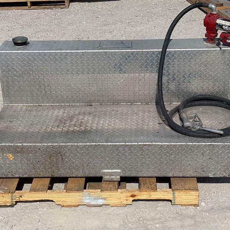 Fuel Transfer Tank w/ Fill-Rite 15GPM Pump, Hose, and Nozzle