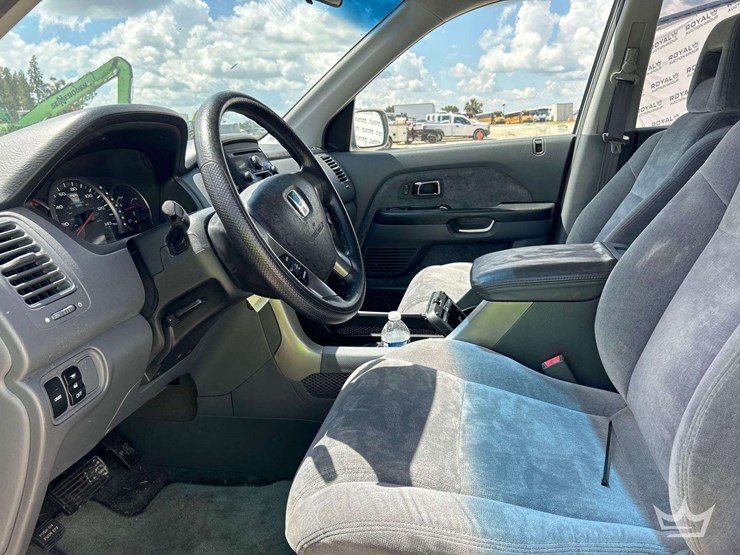 2004-honda-pilot-image-15