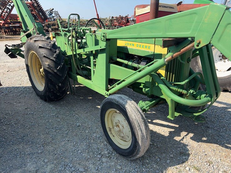 1956-john-deere-420-image-4