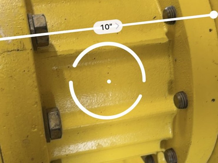 2011-john-deere-8285r-image-16