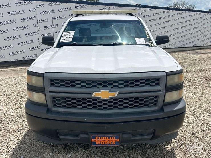 2015-chevrolet-silverado-1500-image-24