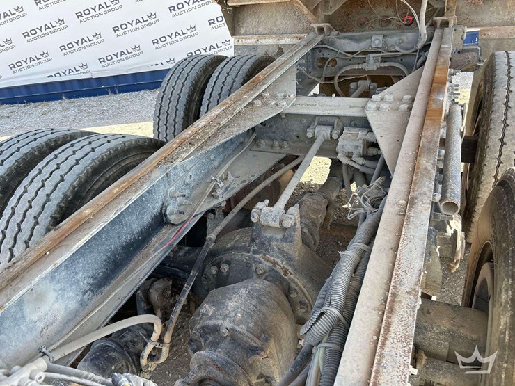 2015-international-workstar-7400-image-22