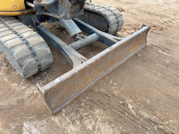 2018-deere-50g-image-17